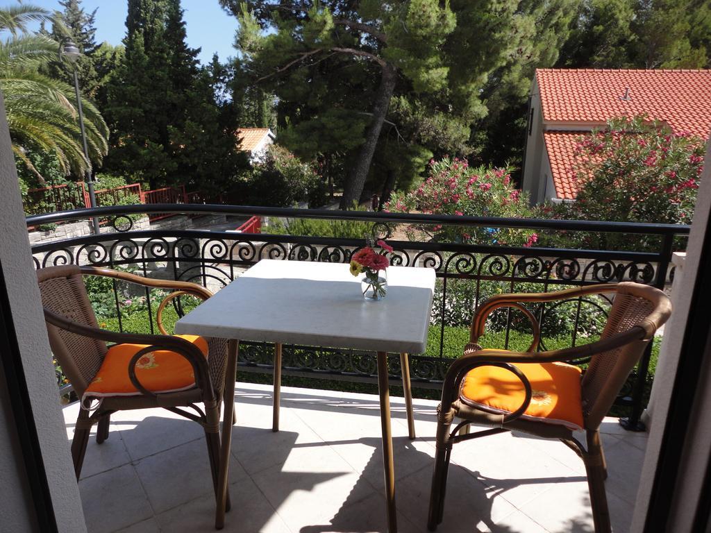 Guesthouse Apartment Bozica Μπολ Δωμάτιο φωτογραφία