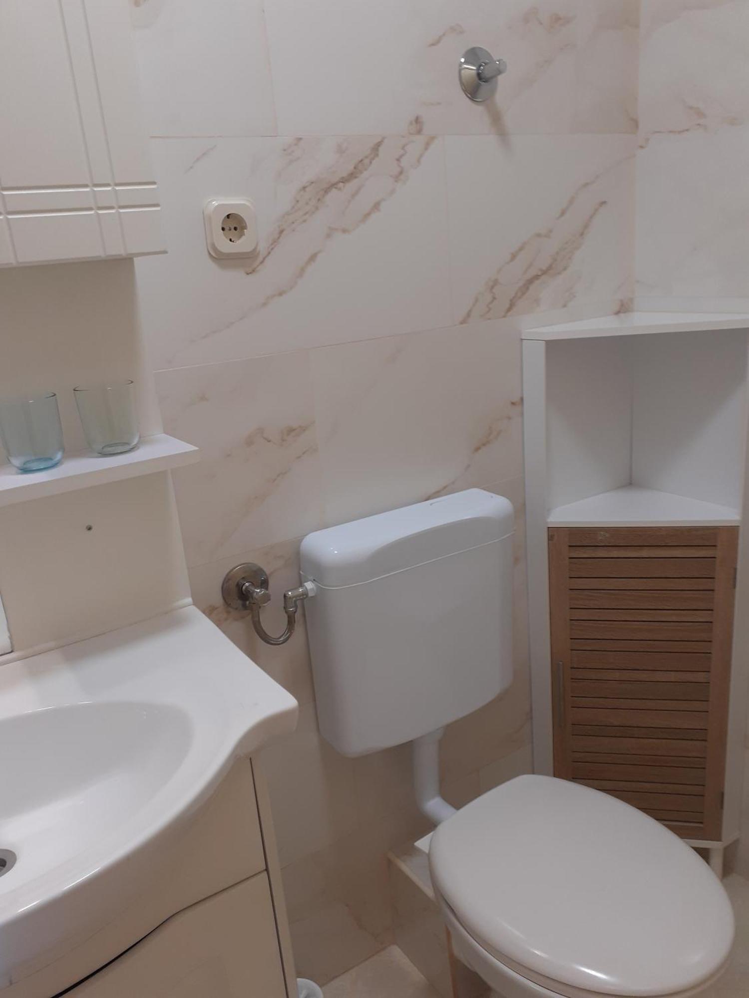 Guesthouse Apartment Bozica Μπολ Εξωτερικό φωτογραφία