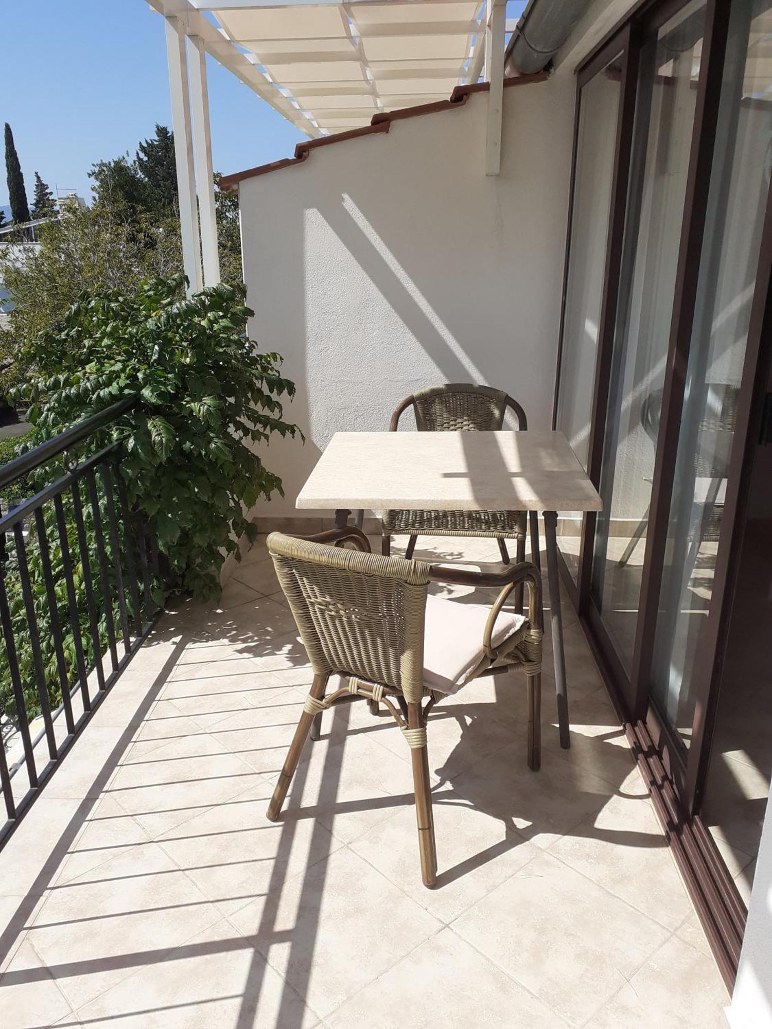 Guesthouse Apartment Bozica Μπολ Εξωτερικό φωτογραφία