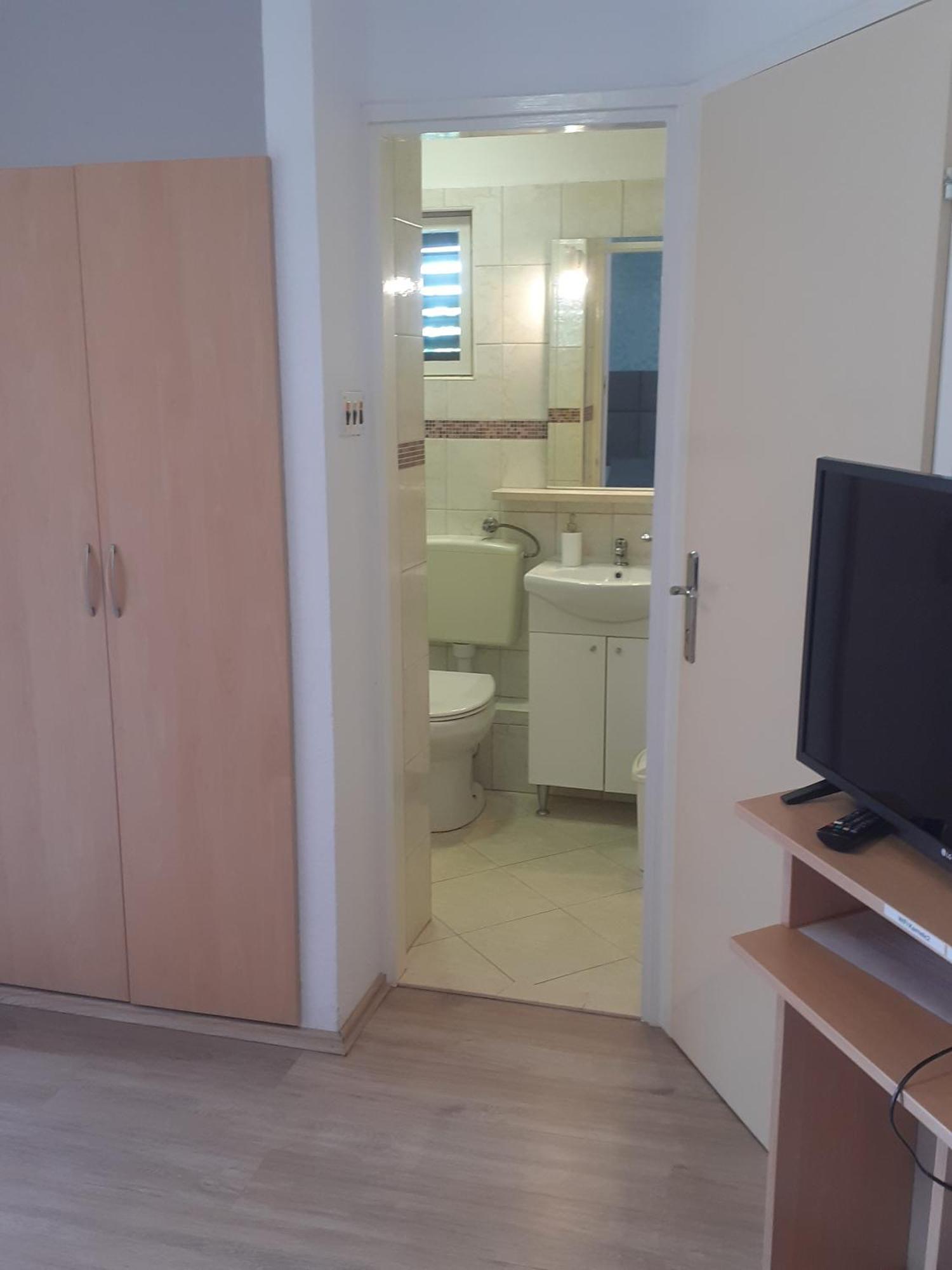 Guesthouse Apartment Bozica Μπολ Εξωτερικό φωτογραφία